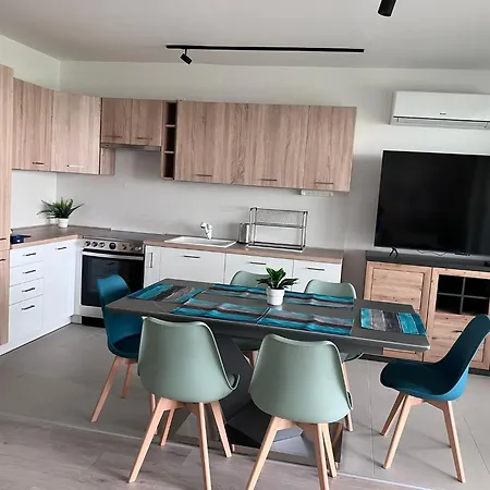 Apartamento In Ii *